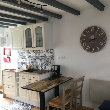 La Maison D'En Face Valliquerville Экстерьер фото